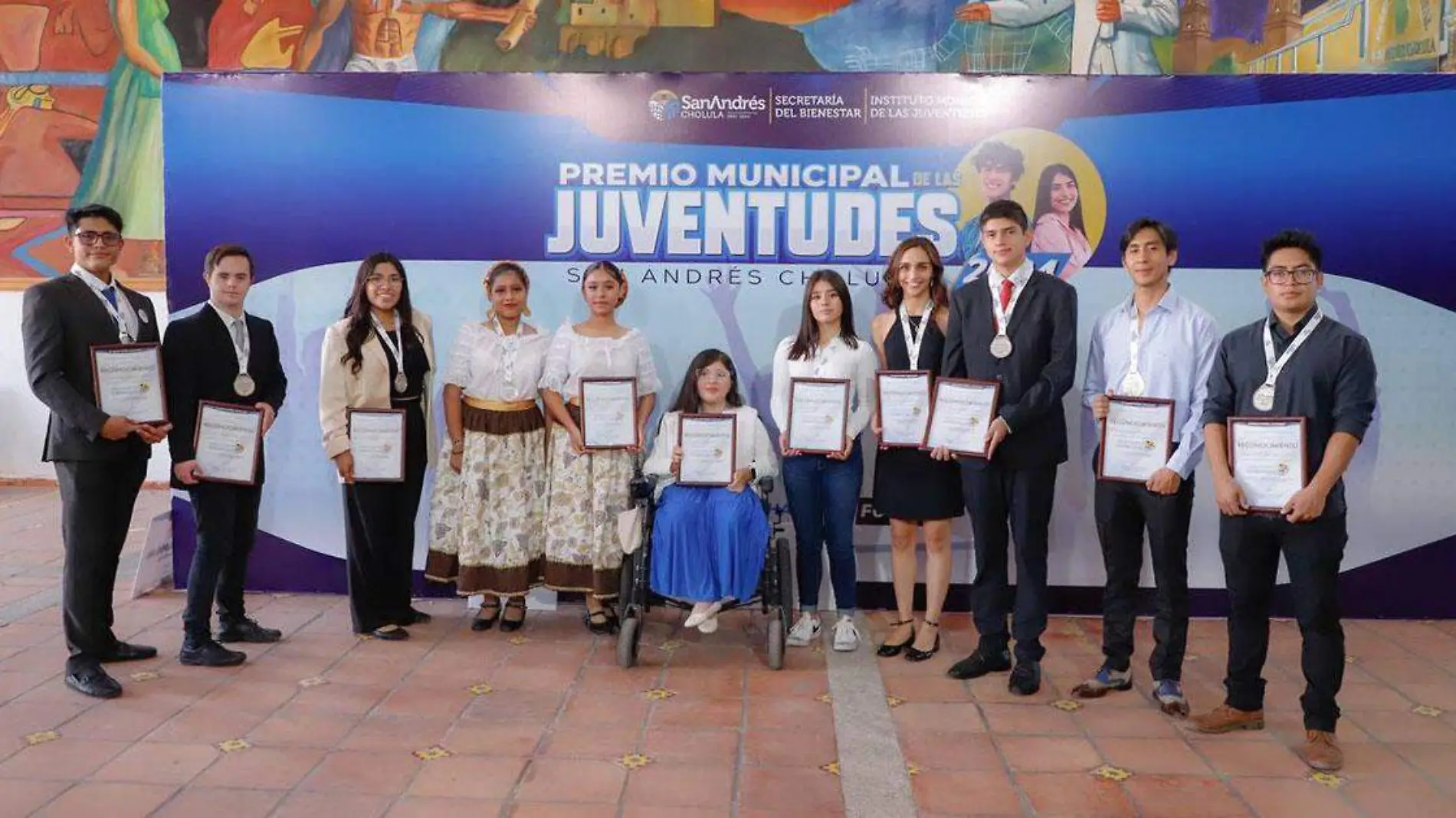 El Premio Municipal de las Juventudes fue entregado por autoridades de San Andrés Cholula